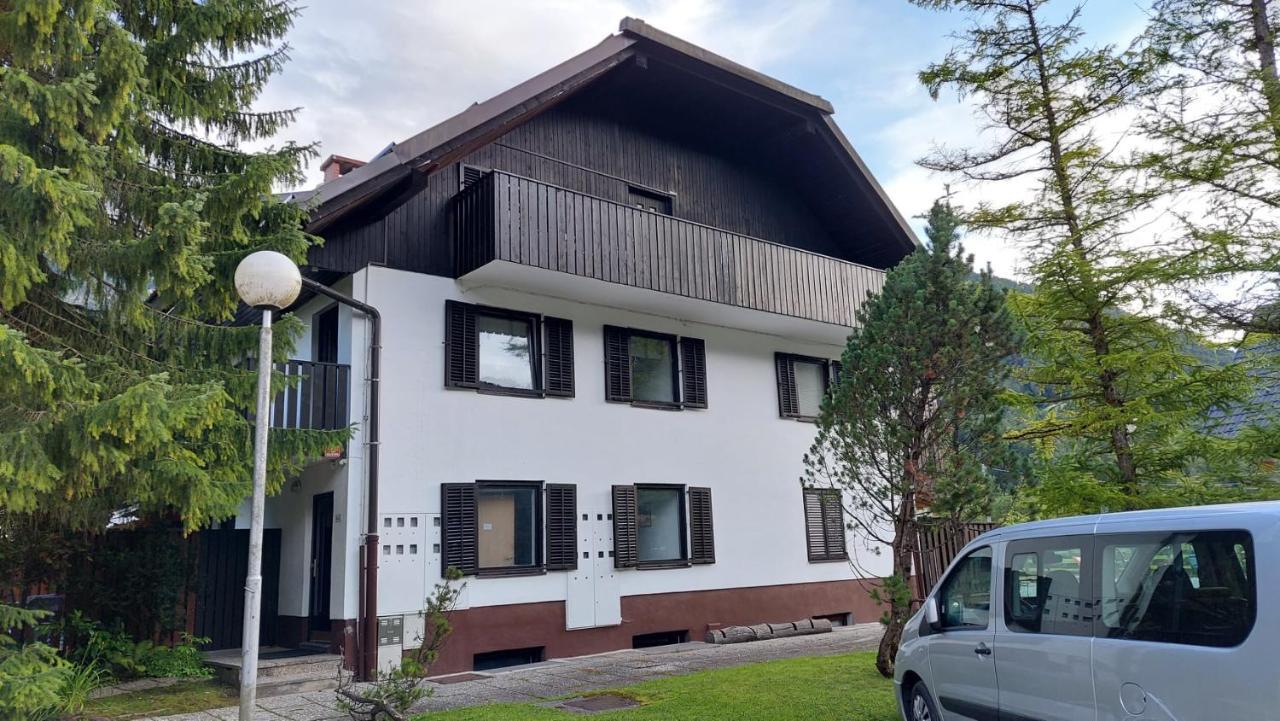 Apartma Marjetica Гозд-Мартулек Экстерьер фото
